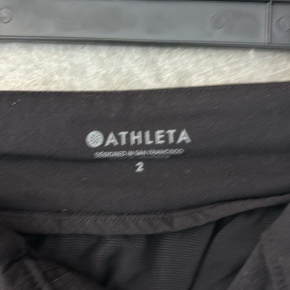 Athleta Trekkie Hiking Shorts size 2 Black - Picture 5 of 6